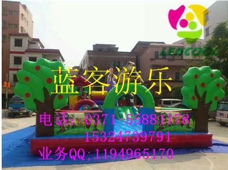 郑州市蓝客游乐ht56型新款充气城堡厂家