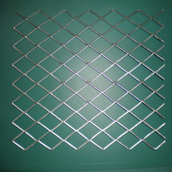 供应钢板网最新报价厂家直销报价生产红色钢板网